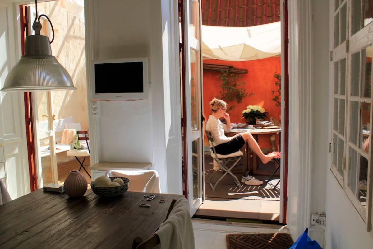 Leilighet Balkon Med Udsigt Midt I *